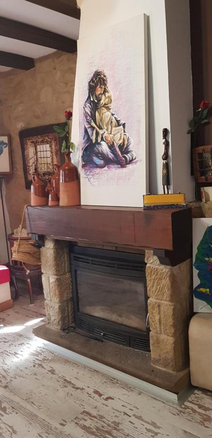 La Casa Del Pintor - Estudio De Arte En Баэса Экстерьер фото